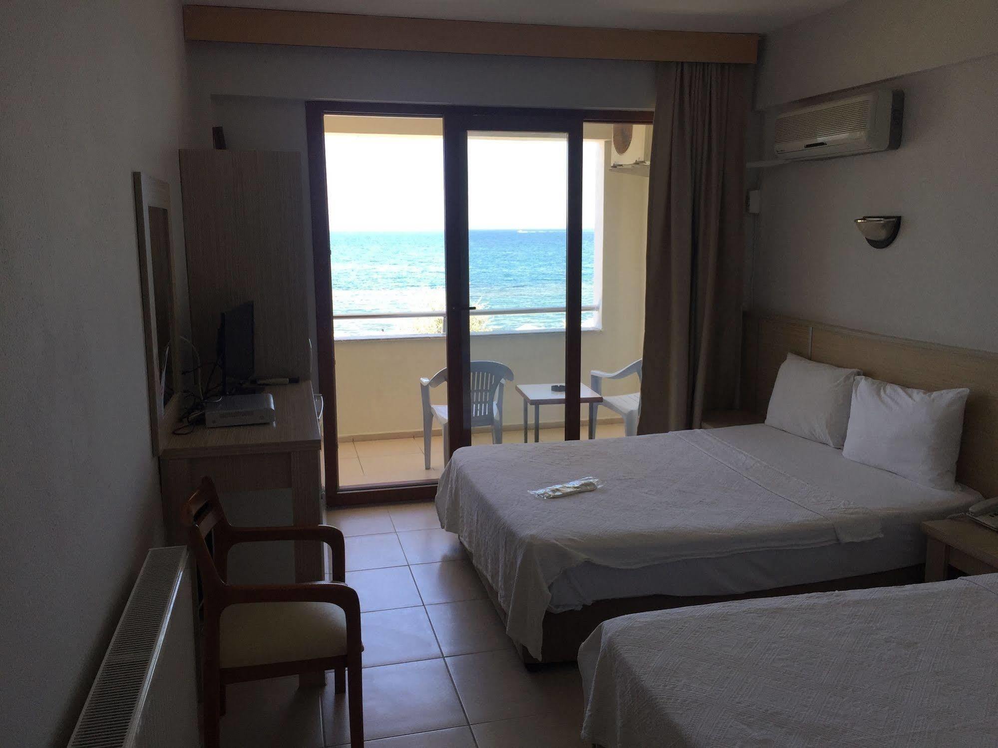 Dikelya Hotel Дикили Экстерьер фото