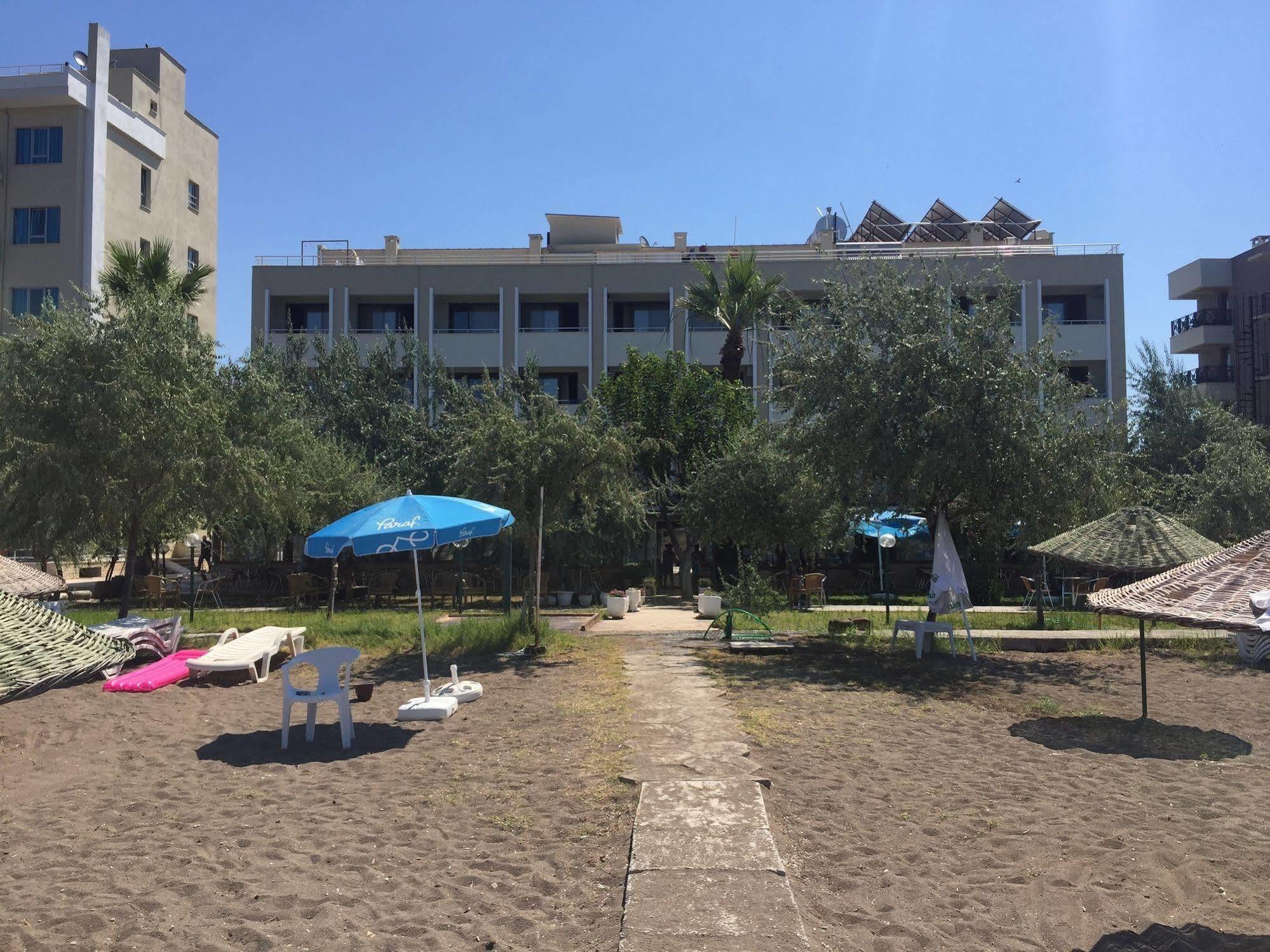 Dikelya Hotel Дикили Экстерьер фото